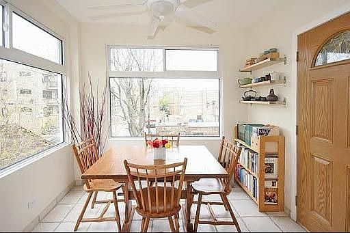 Breakfast room