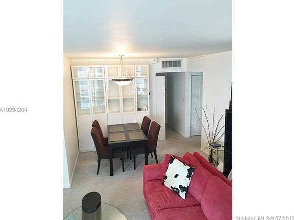 5th image of 1000 West Ave APT 429