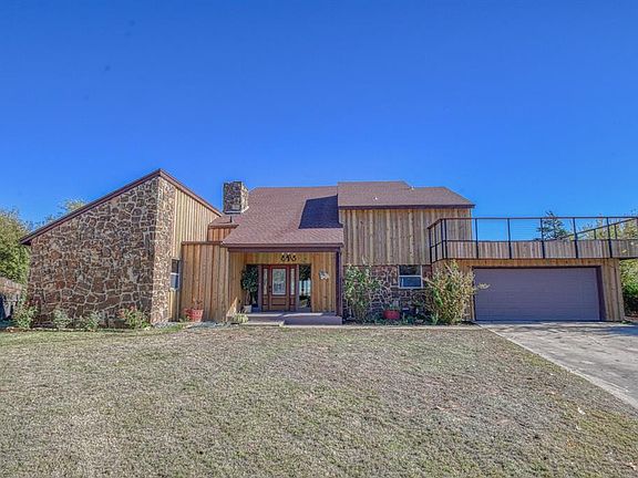 2nd image of 325 Pauline Renee Dr