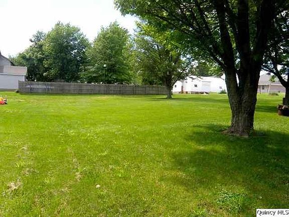 Home for Sale in Mendon, IL $74,900