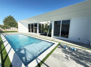 12245 SW 29th Ter, Miami, FL 33175