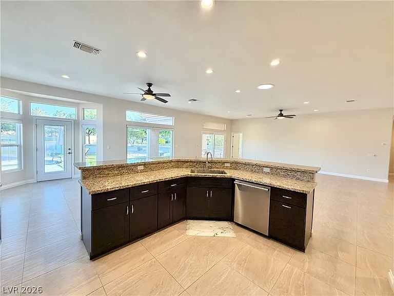 10541 Broom Hill Dr — Photo 10