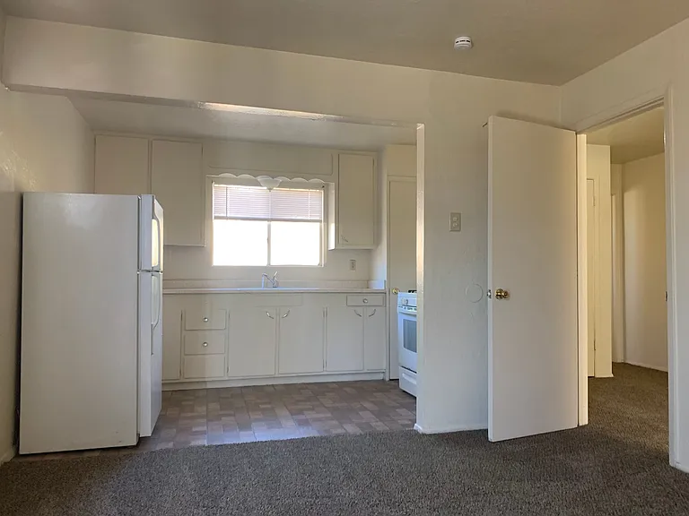 300 General Marshall St NE — Photo 1