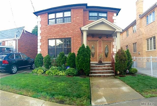 1st image of 4723 207th St
