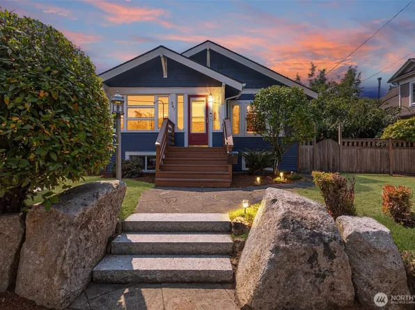 347 NW 74th Street, Seattle, WA 98117