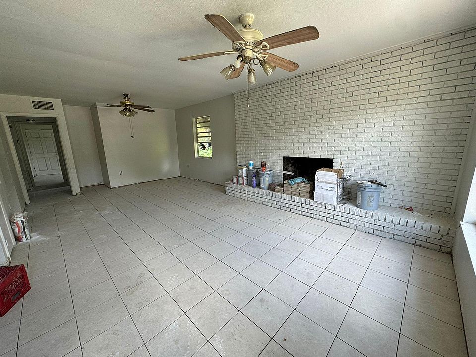 2nd image of 6220 Woodhaven Dr