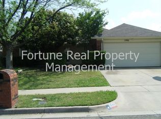 1500 Garrison St, Arlington, TX 76018