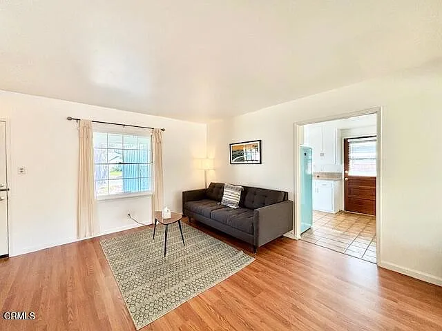 211 Eva St — Photo 3