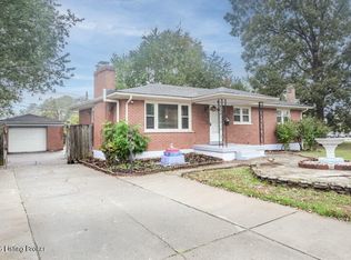 3708 Youngwood Rd, Louisville, KY 40218