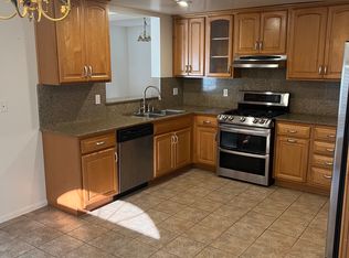 1717 Armacost Ave APT 4, Los Angeles, CA 90025