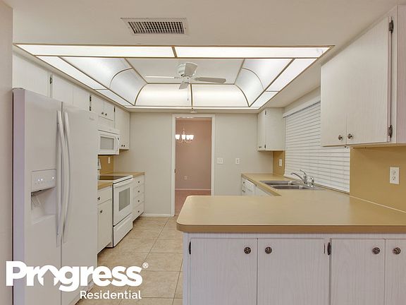 4th image of 4158 Southwell Way