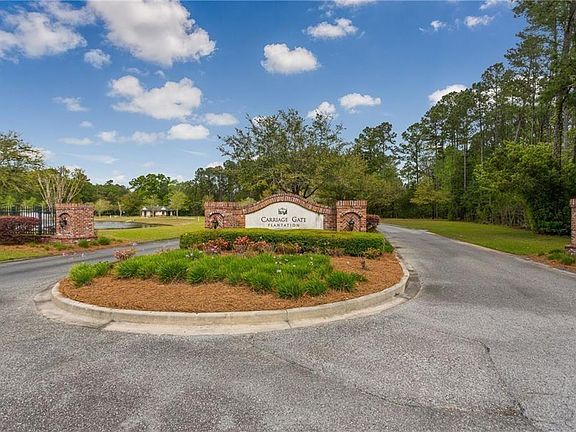 2nd image of 399 Belmont Cir