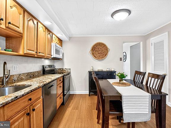 5th image of 29 Evans Rd