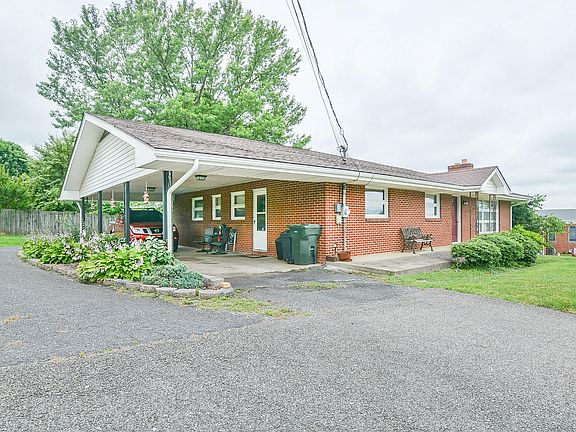4th image of 5095 N Roan St