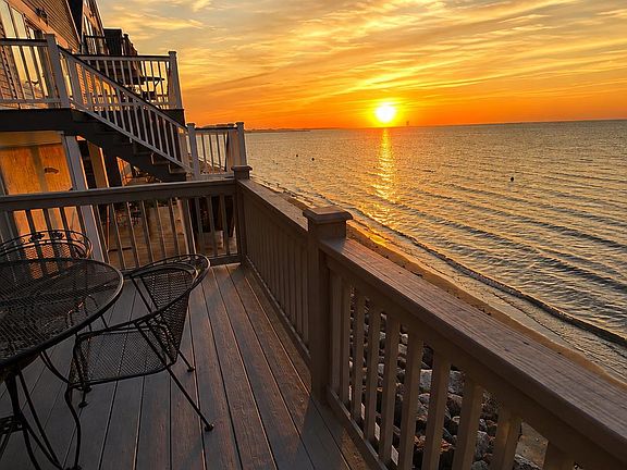 3rd image of 1615 Waters Edge Dr