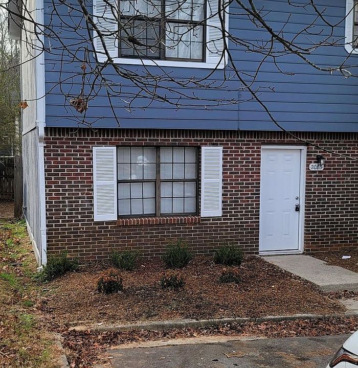 1st image of 2085 Lenoa Ln