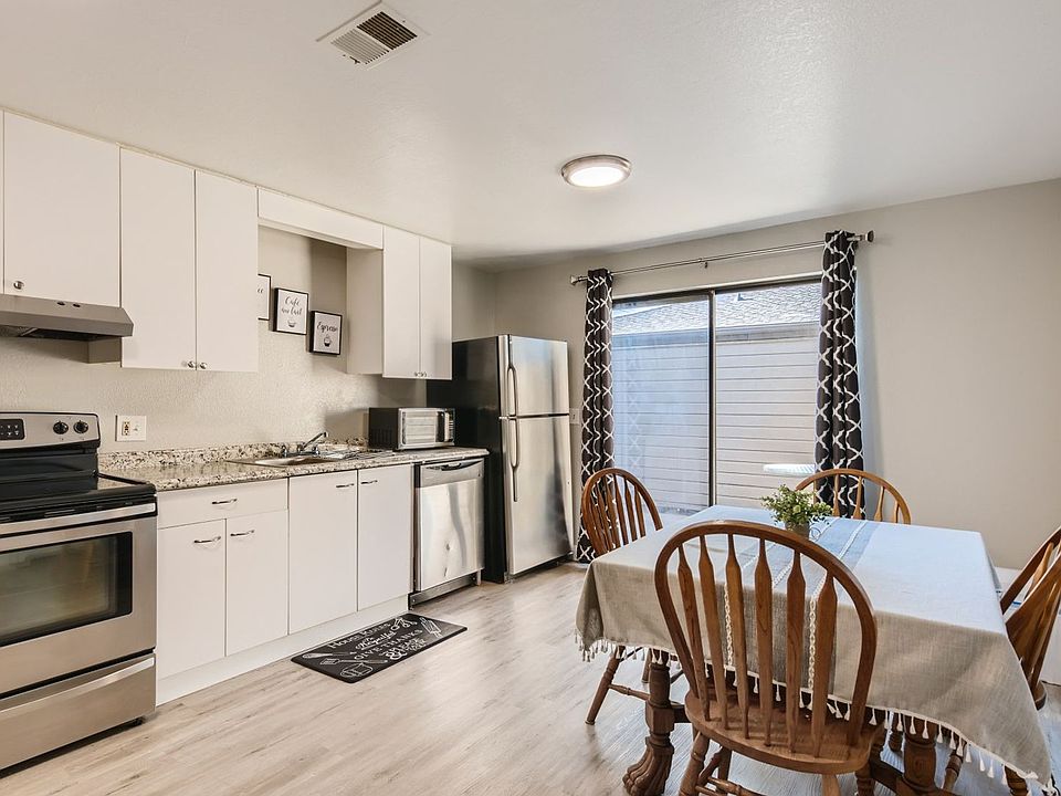 1st image of 2600 9th Ave #3