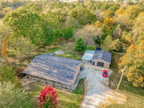 610 SW County Road T, Holden, MO 64040
