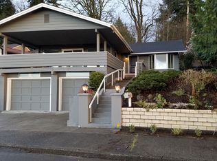 422 Windsor Way NE, Renton, WA 98056