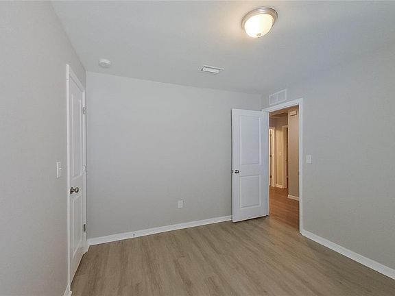 4th image of 18310 Gibraltar Ln #18310