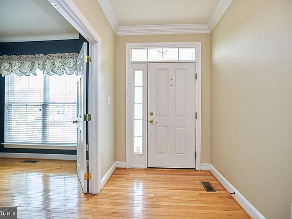 4th image of 143 Turnstone Ln