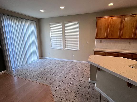 5th image of 7222 Lyne Bay Dr