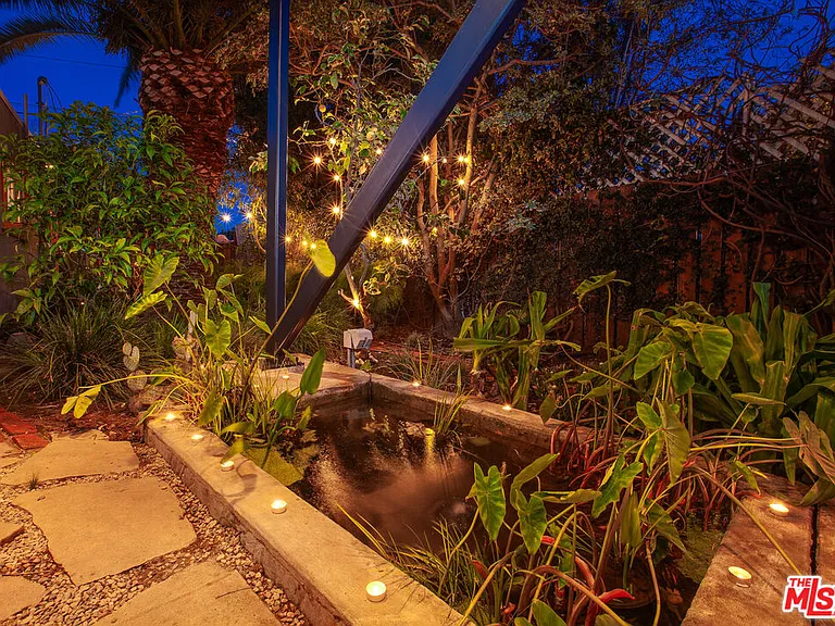 2306 Penmar Ave — Photo 3