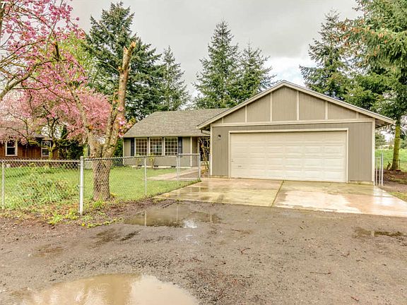 2nd image of 1513 Coweeman Dr