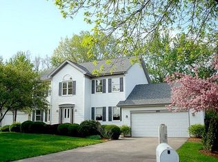 1805 Southampton Ct, Geneva, IL 60134