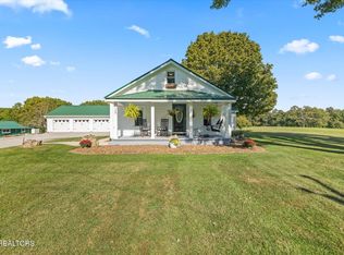 759 Pow Camp Rd, Crossville, TN 38572