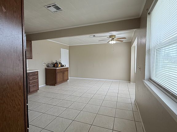 5th image of 2505 Joy Ann Dr