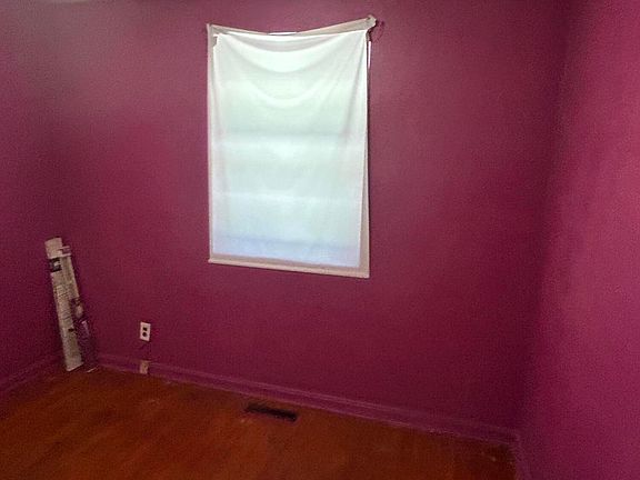 4th image of 9053 JEFFERSON Avenue
