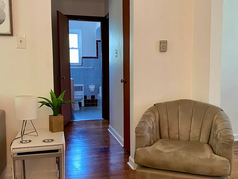 3512 Hazelwood Ave #4 — Photo 10