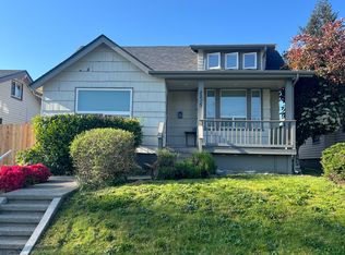 2215 N 8th St, Tacoma, WA 98403