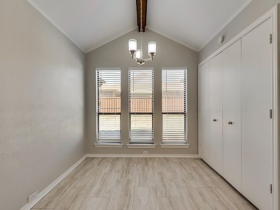 5th image of 3905 Irvine Dr