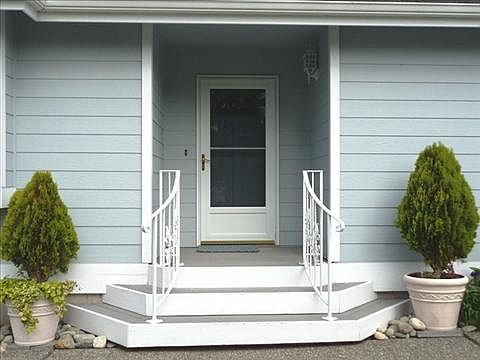2nd image of 1022 Bayshore Dr