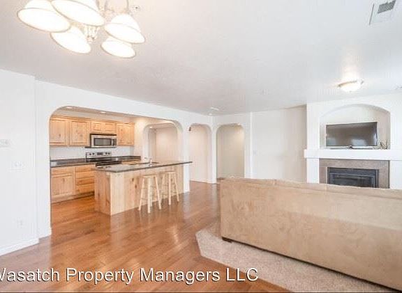 5th image of 11763 S Currant Dr Unit 105