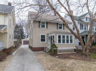 1287 Bonnieview Ave, Lakewood, OH 44107