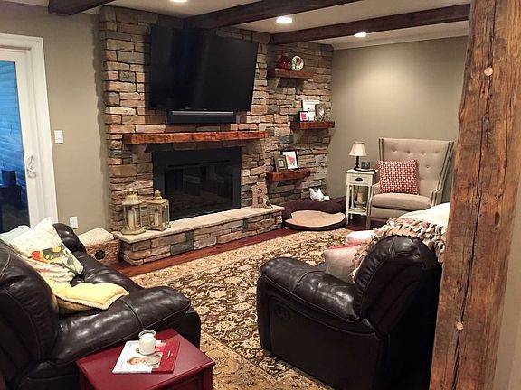 3rd image of 739 Mineo Dr