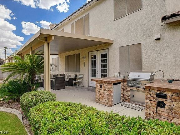 4th image of 8840 Quintane Ln