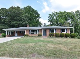 607 Duke St, Thomasville, NC 27360