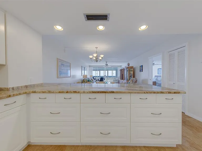 17920 Gulf Blvd #1808 — Photo 2