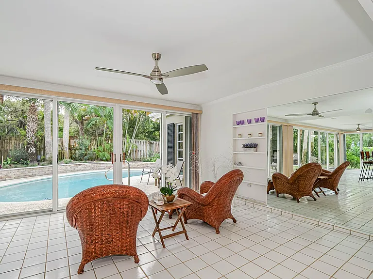 1425 Treasure Cove Ln — Photo 39