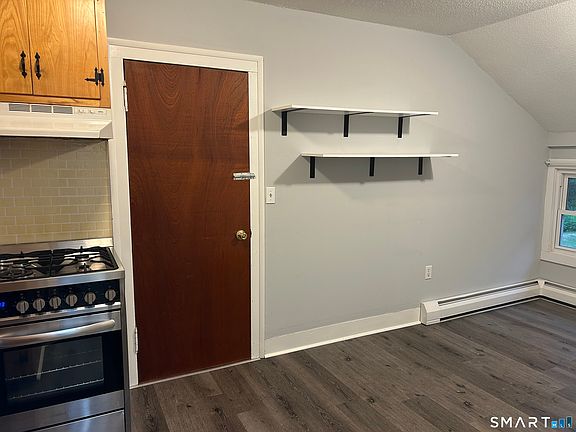 5th image of 234 Rainbow Rd #5