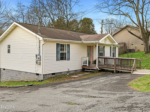 2nd image of 500 Beets St