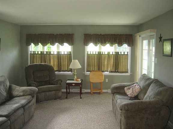 5th image of 57 Parkview Dr
