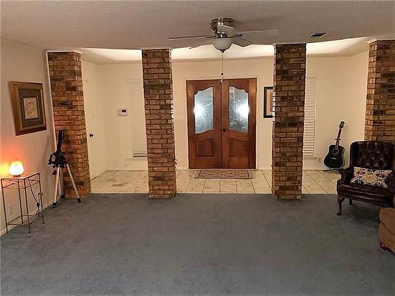 4th image of 3741 Wayland Dr