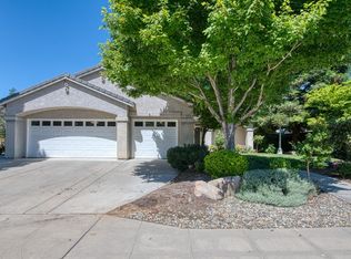 2904 Laverne Ave, Clovis, CA