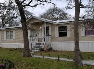 2290 Hickory Forrest Dr, Seguin, TX 78155