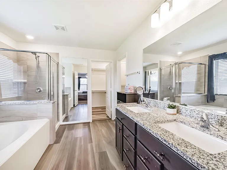 25546 Kensington Lake Dr — Photo 20